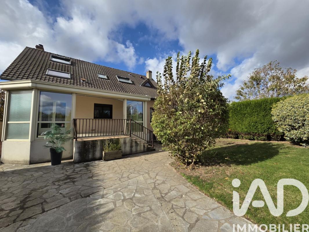 Maison traditionnelle 7 Pièce(s) Les Villages Vovéens