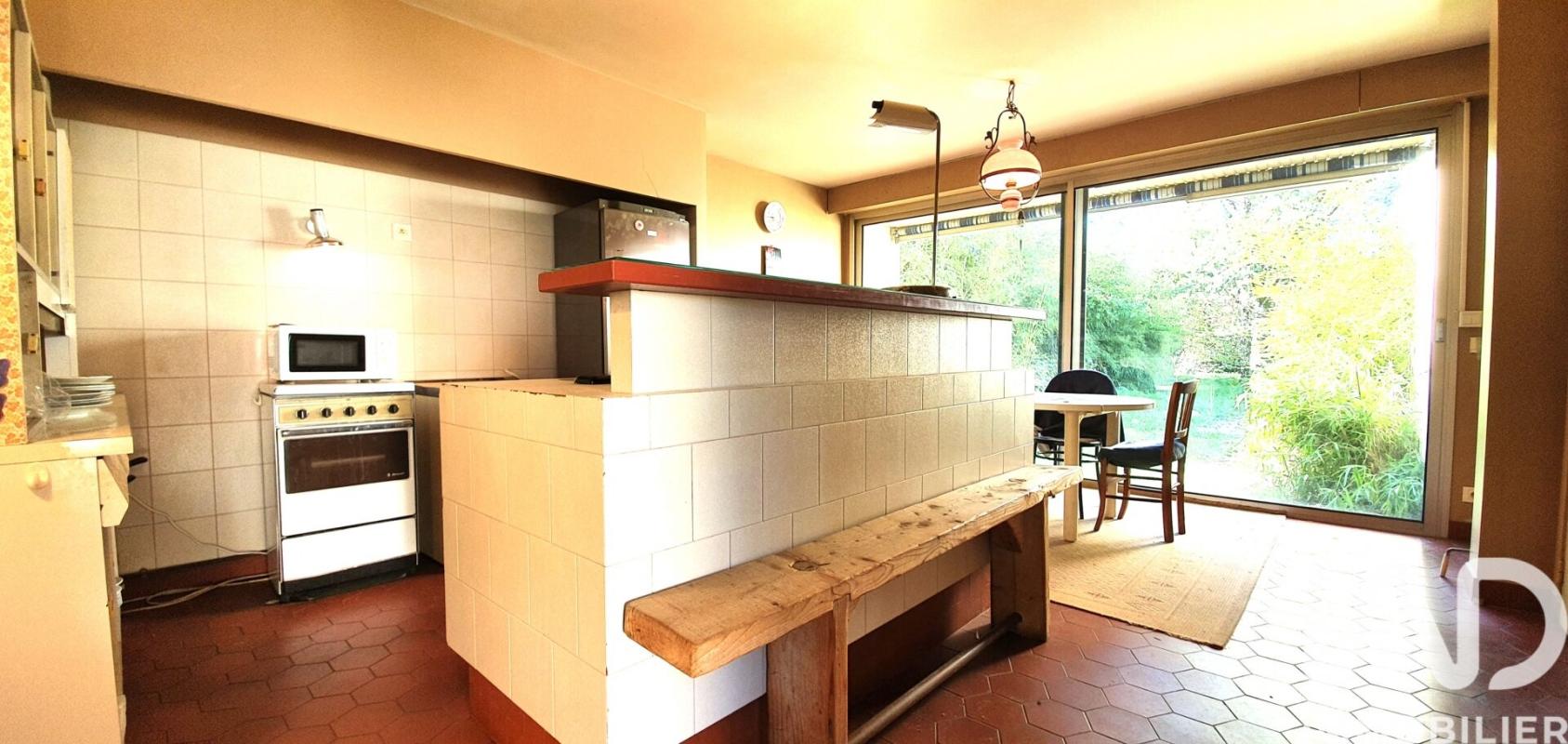 Maison 7 Pièce(s) Brive-la-Gaillarde