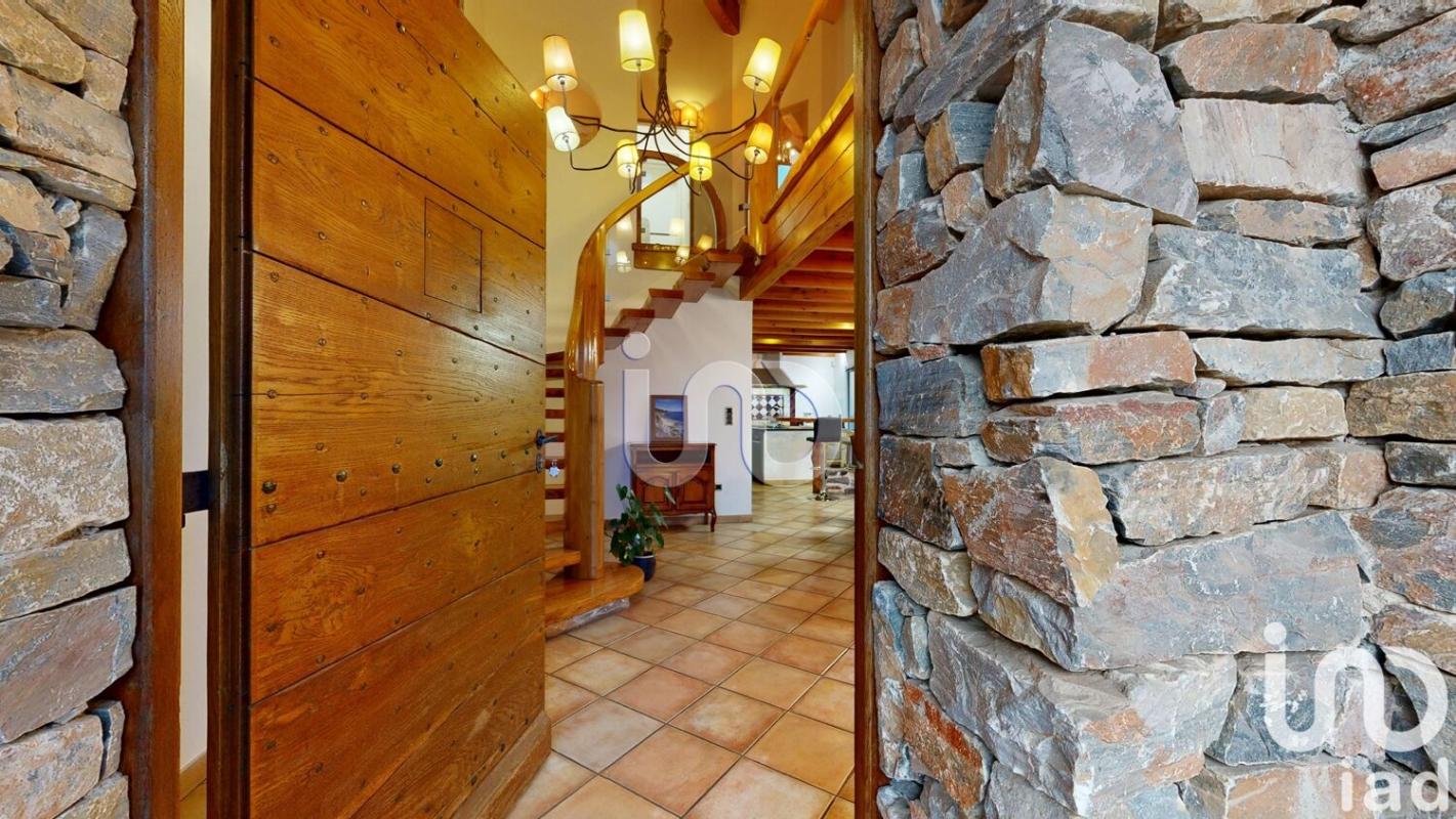 Maison traditionnelle 6 Pièce(s) Gratentour