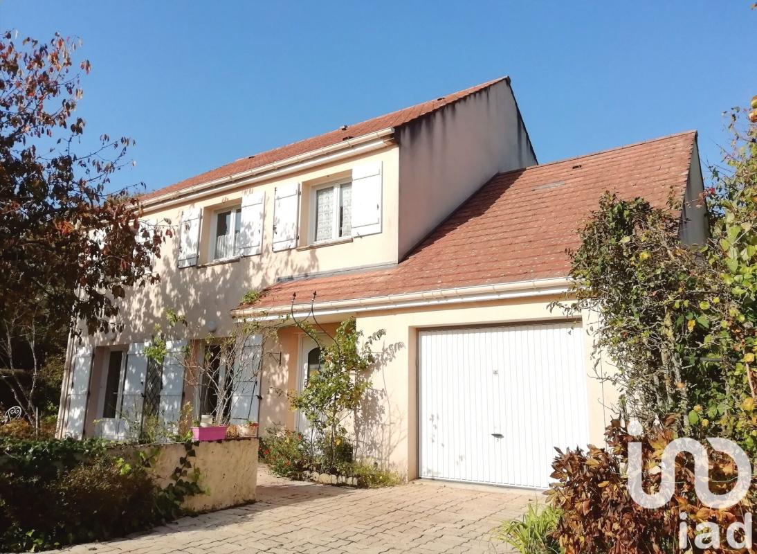 Maison 8 Pièce(s) Moissy-Cramayel - Photo 1