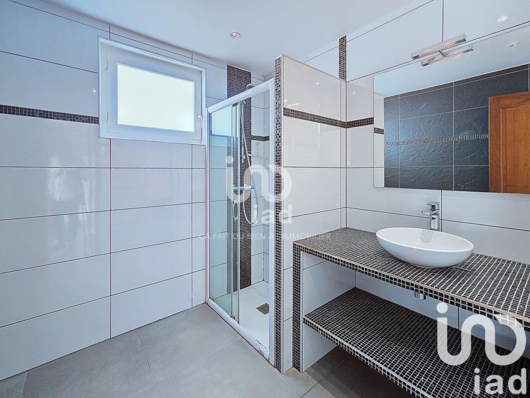 Maison 7 Pièce(s) Saint-Laurent-de-la-Salanque - Photo 14