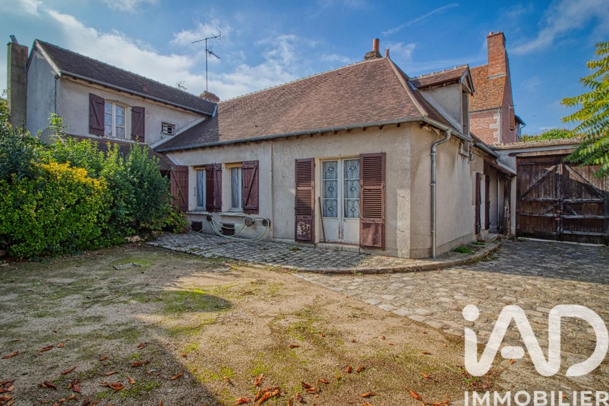 Maison de village 7 Pièce(s) Boiscommun