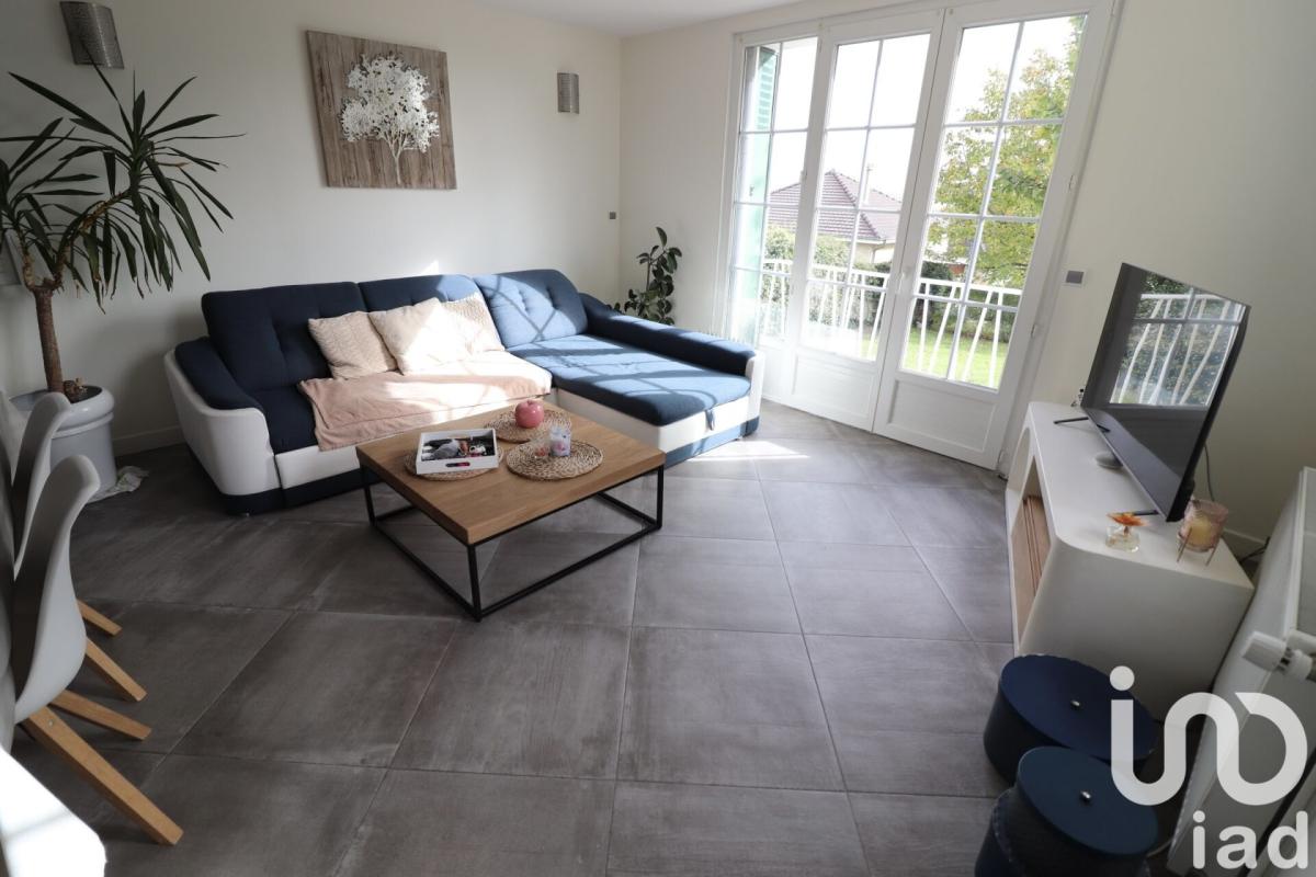 Maison traditionnelle 4 Pièce(s) La Grande-Paroisse