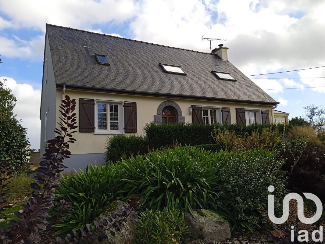 Maison 7 Pièce(s) Plouëc-du-Trieux