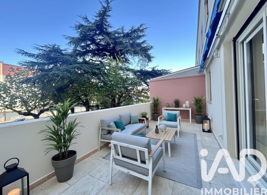 Appartement 2 Pièce(s) Nîmes