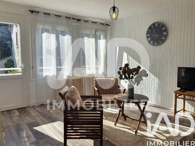 Maison 4 Pièce(s) Terres-de-Haute-Charente - Photo 1