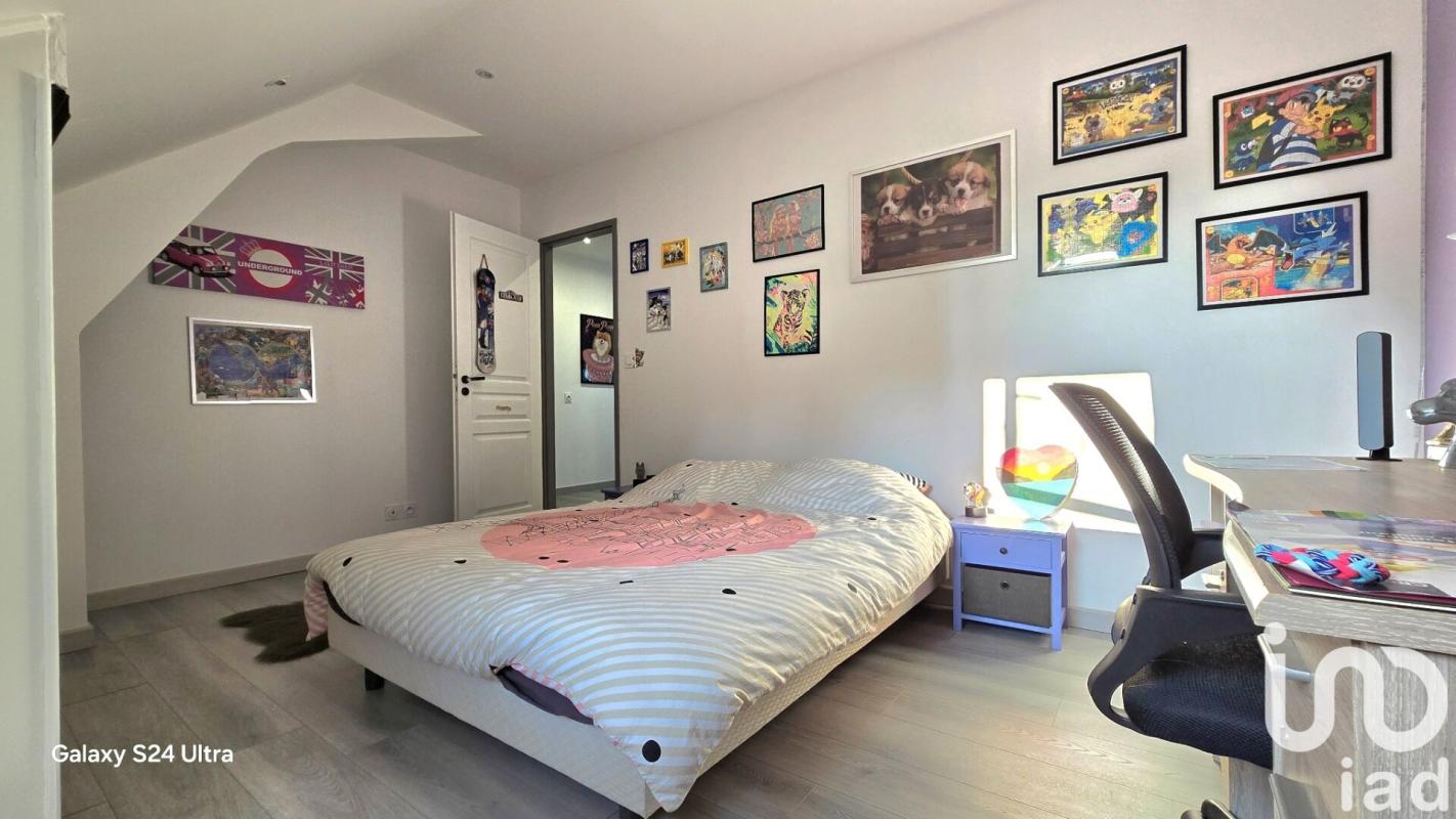 Maison 8 Pièce(s) Saint-Amand-Montrond