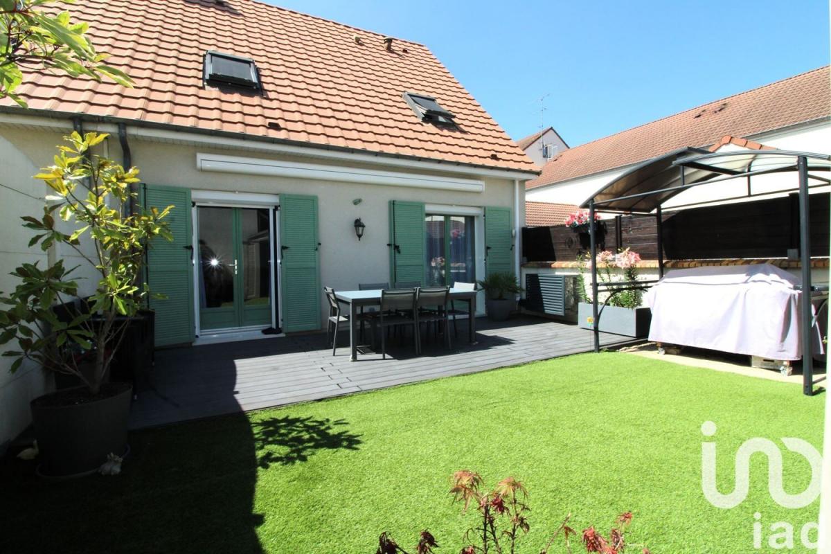 Maison traditionnelle 5 Pièce(s) Brie-Comte-Robert