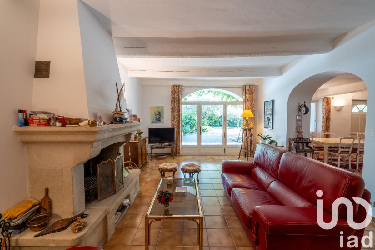 Maison 10 Pièce(s) Saint-Saturnin-lès-Avignon - Photo 16
