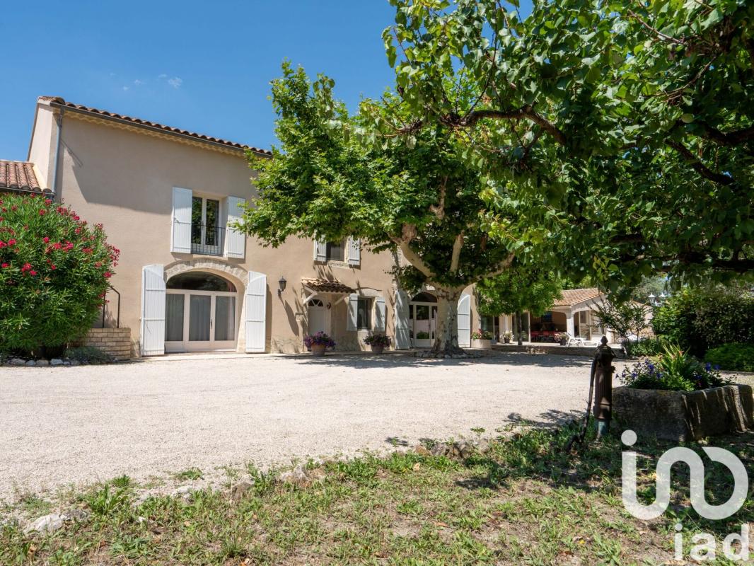 Maison 10 Pièce(s) Saint-Saturnin-lès-Avignon - Photo 19