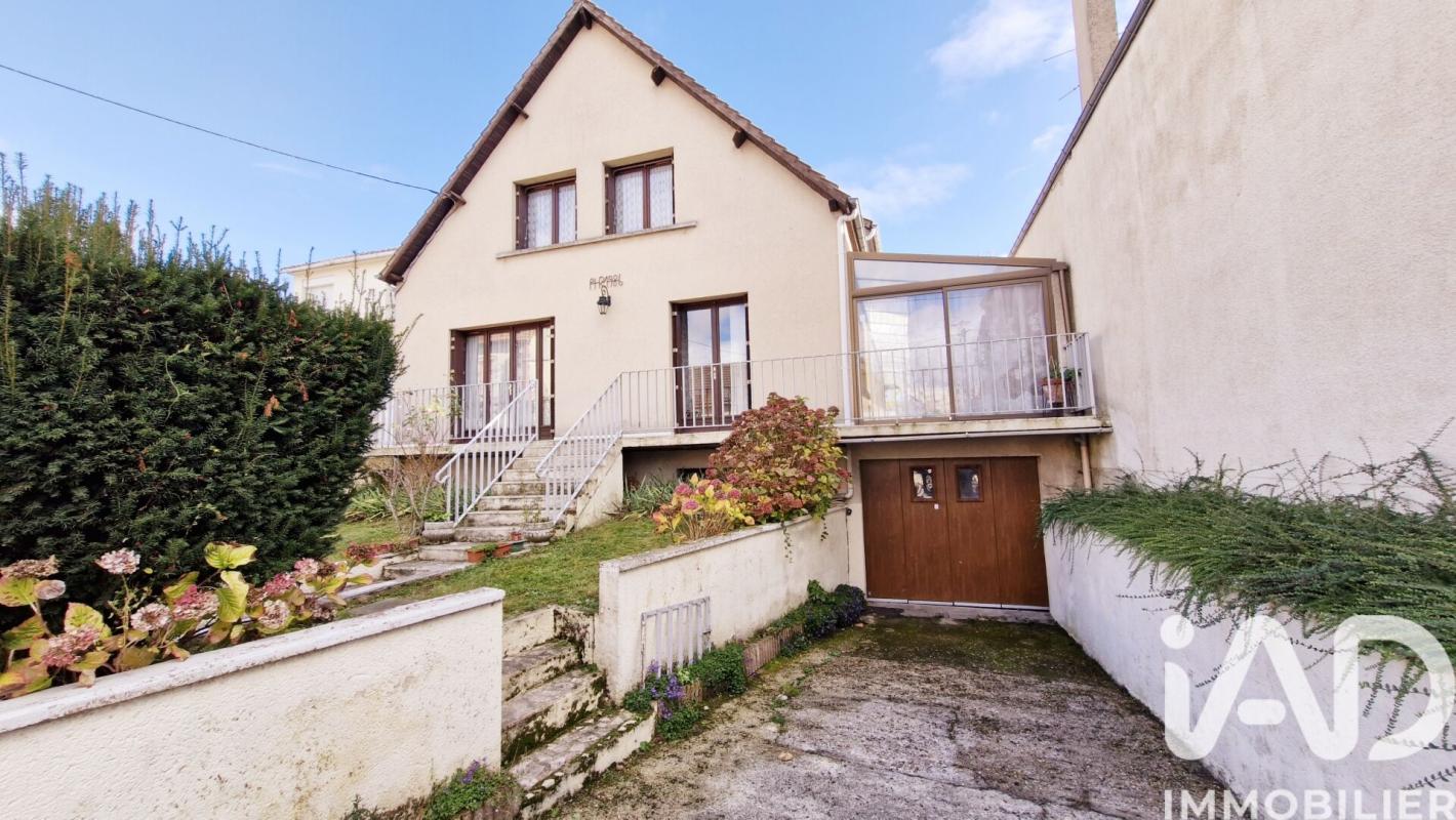 Maison 9 Pièce(s) Lucé