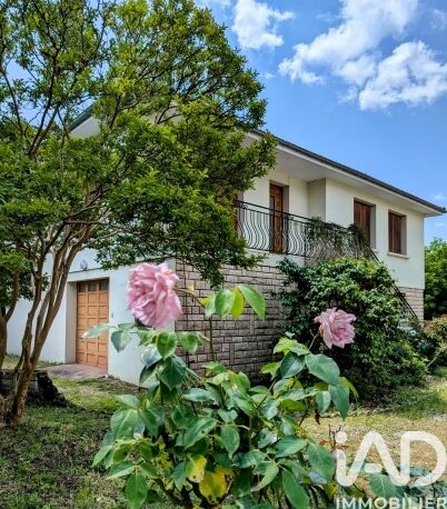 Maison 6 Pièce(s) Saint-Seurin-sur-l'Isle