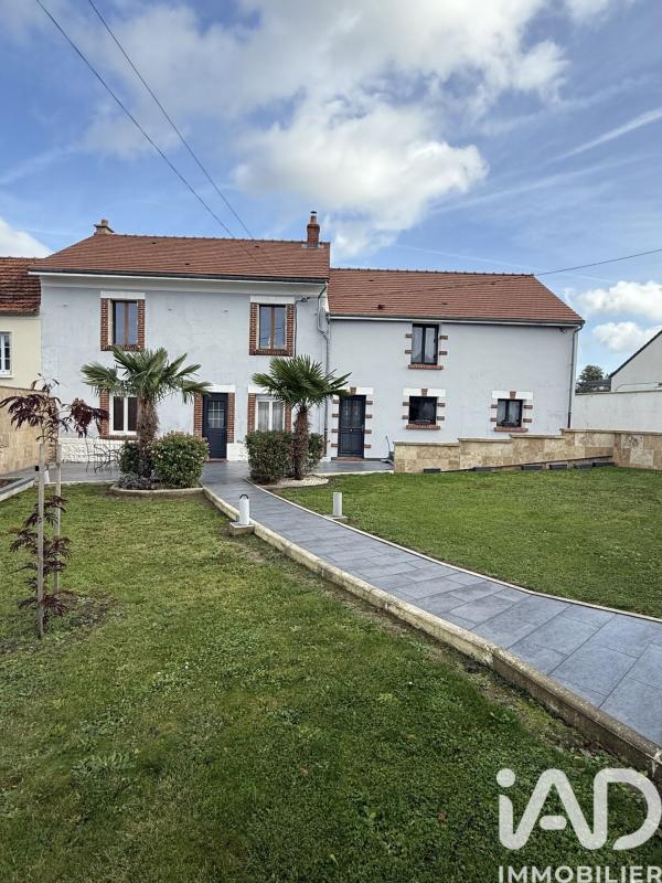 Maison 8 Pièce(s) Crécy-la-Chapelle