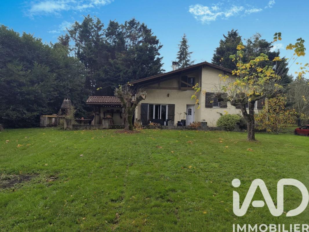 Maison 5 Pièce(s) Tizac-de-Lapouyade