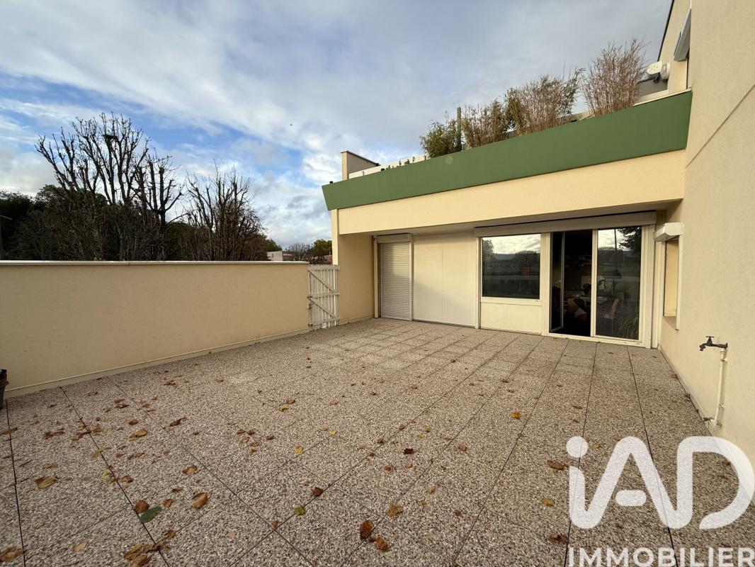 Appartement 4 Pièce(s) Vaux-le-Pénil