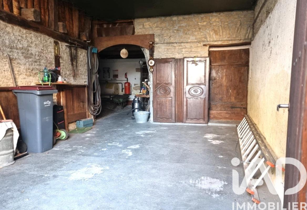 Maison 5 Pièce(s) Scey-sur-Saône-et-Saint-Albin - Photo 10