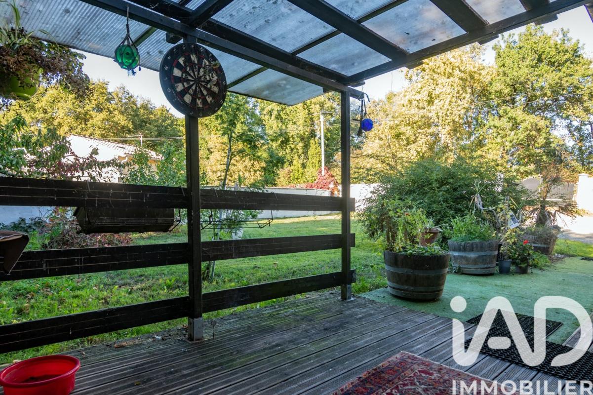 Maison 5 Pièce(s) Lussac