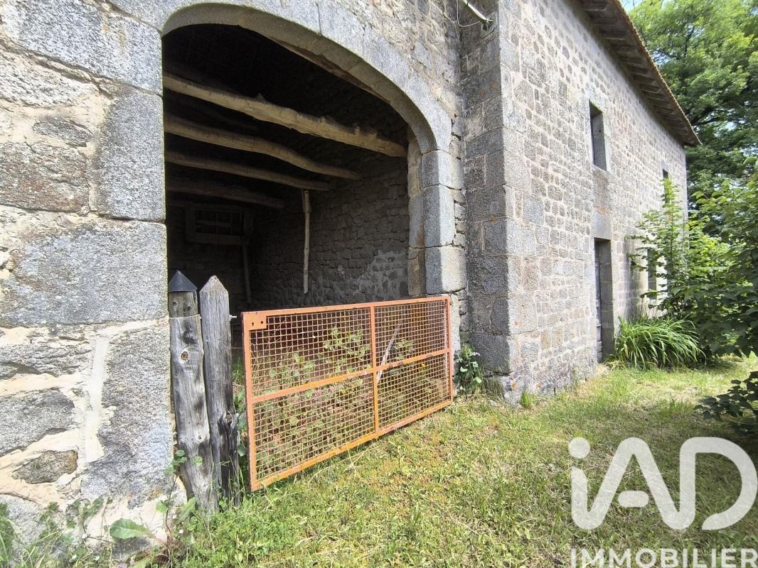 Maison 8 Pièce(s) Saint-Oradoux-près-Crocq - Photo 13