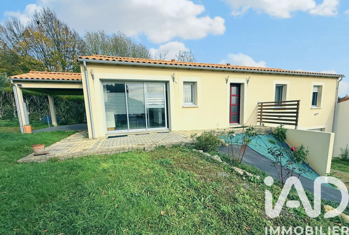 Pavillon 6 Pièce(s) Melle