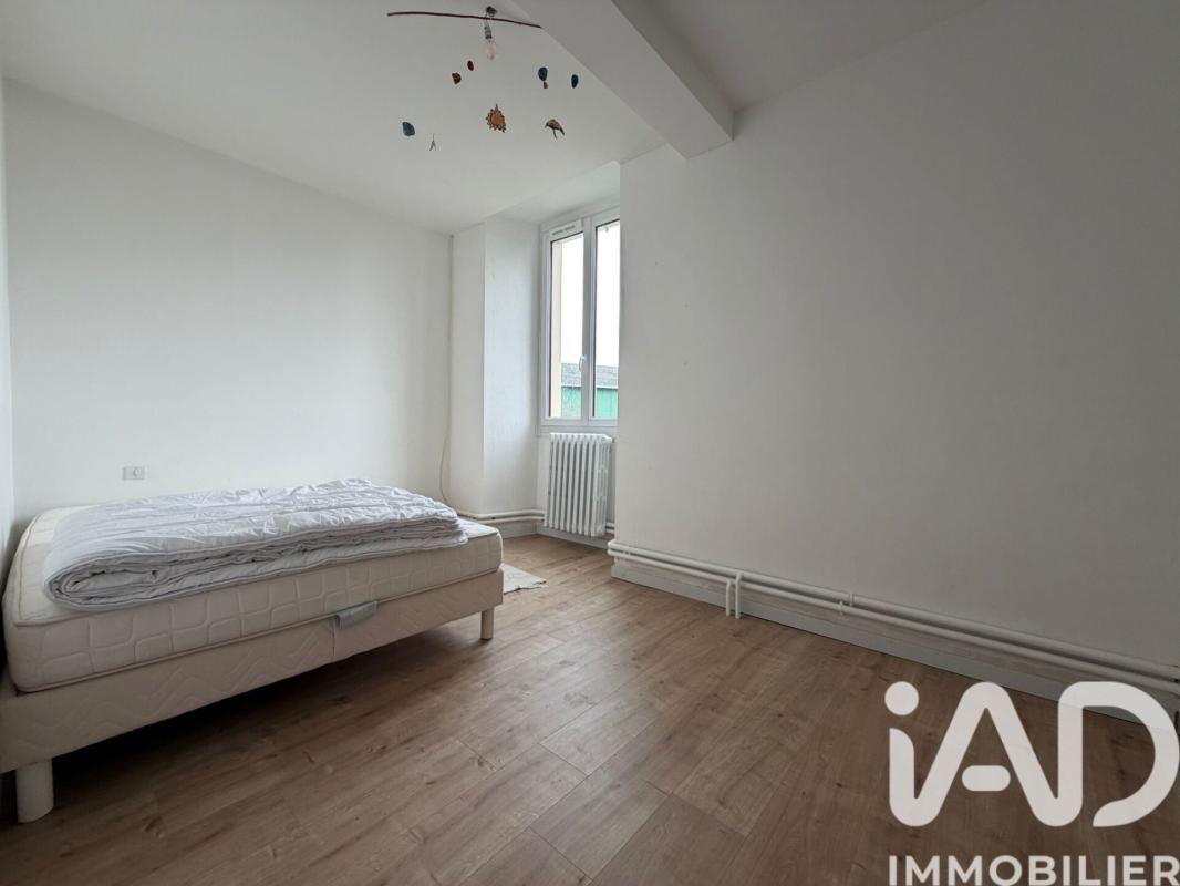 Maison 6 Pièce(s) Sermaise