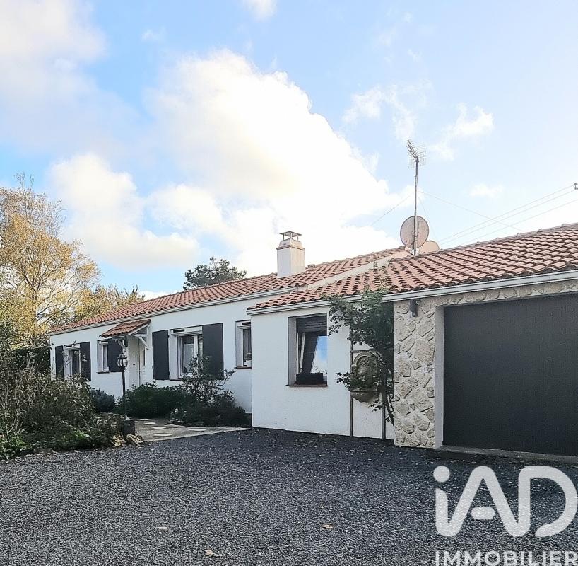 Maison 6 Pièce(s) Commequiers