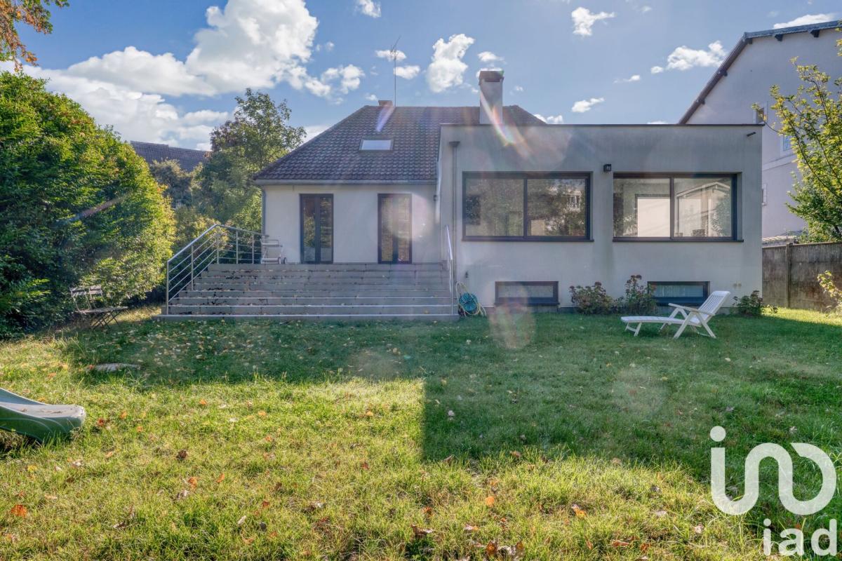 Maison 7 Pièce(s) Le Plessis-Trévise