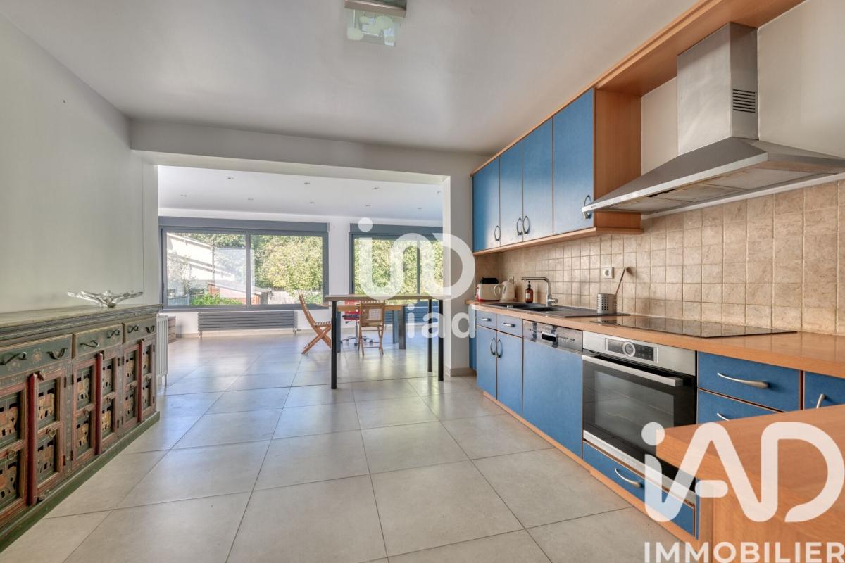 Maison 7 Pièce(s) Le Plessis-Trévise