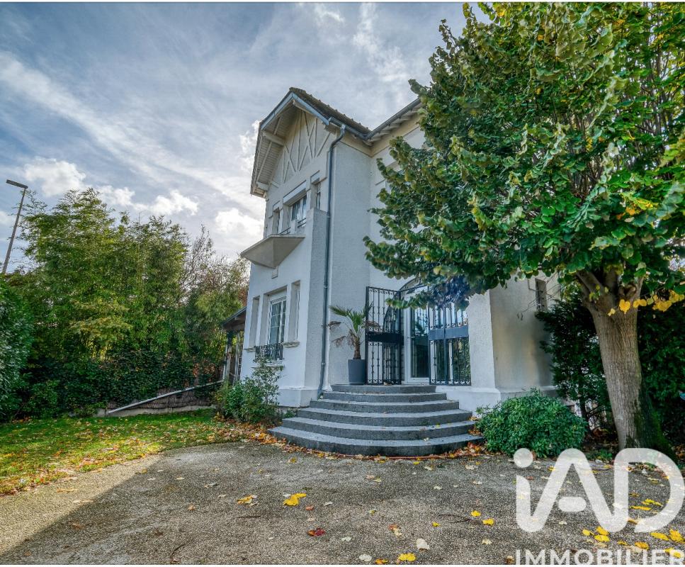 Maison 6 Pièce(s) Tremblay-en-France