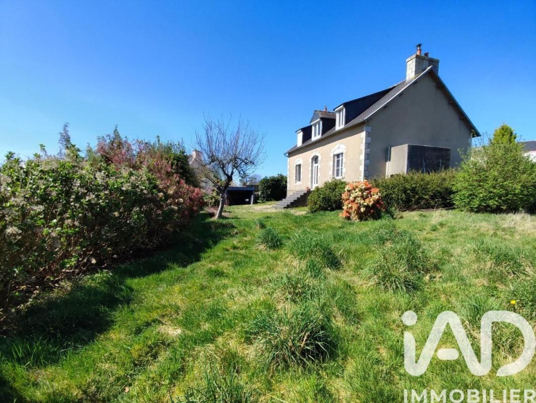 Maison 7 Pièce(s) Plougonven