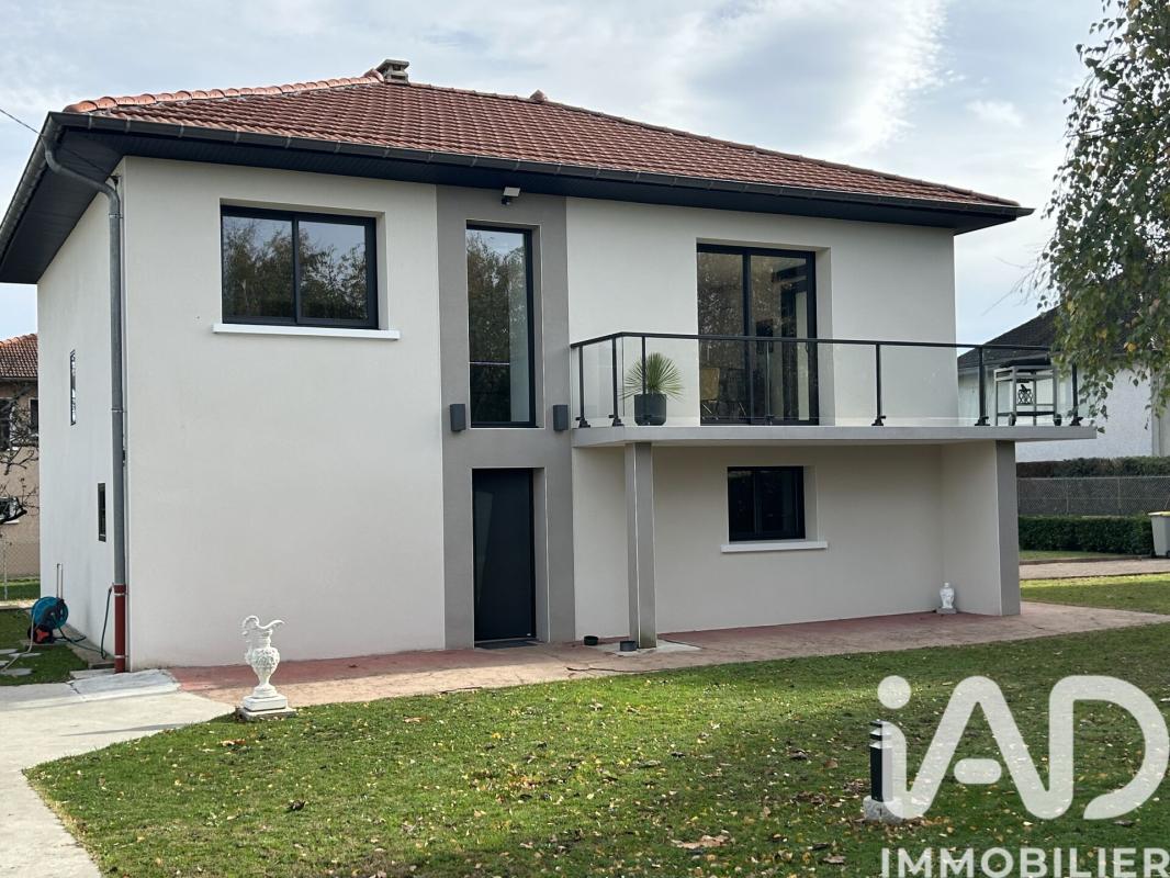 Maison 4 Pièce(s) Communay