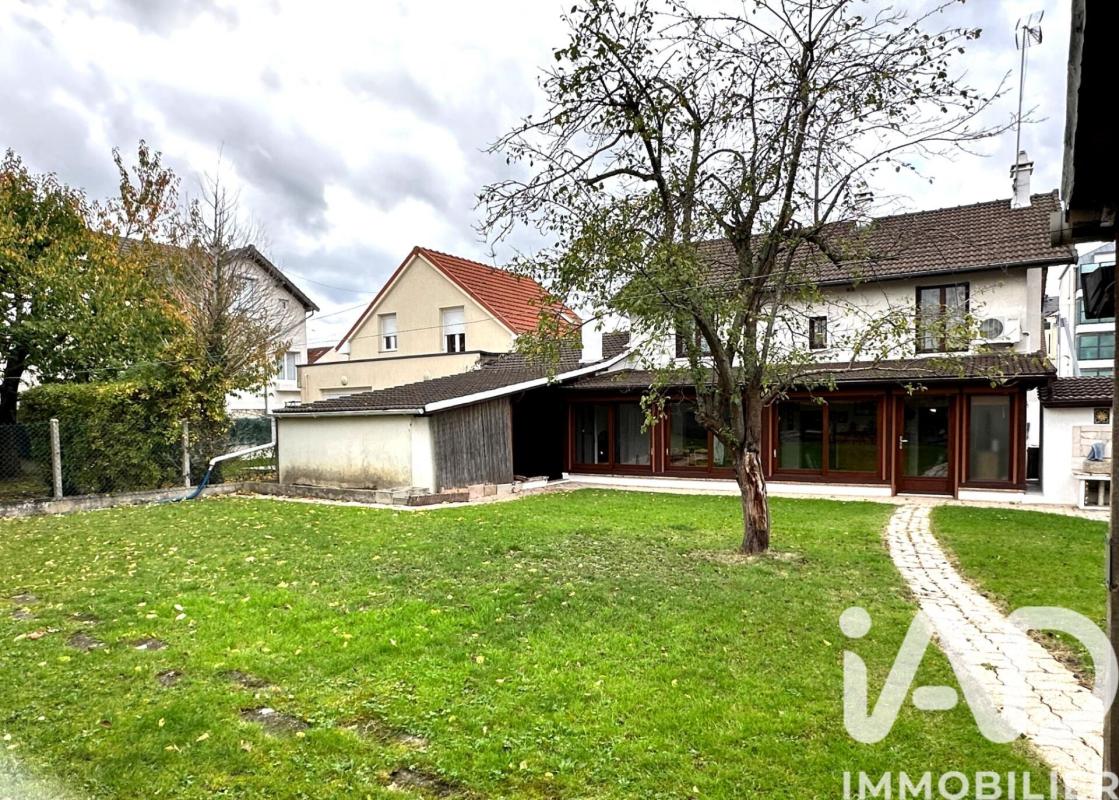 Maison 6 Pièce(s) Quincy-sous-Sénart