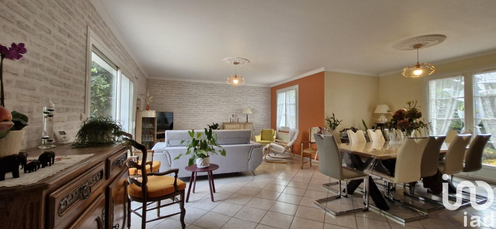 Maison 5 Pièce(s) Saint-Ouen-d'Aunis