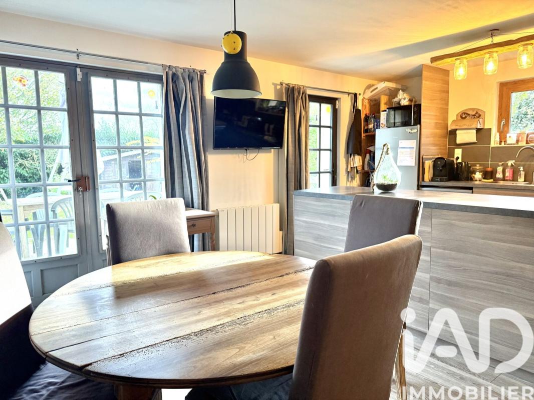 Maison 4 Pièce(s) Saint-Pierre-Azif