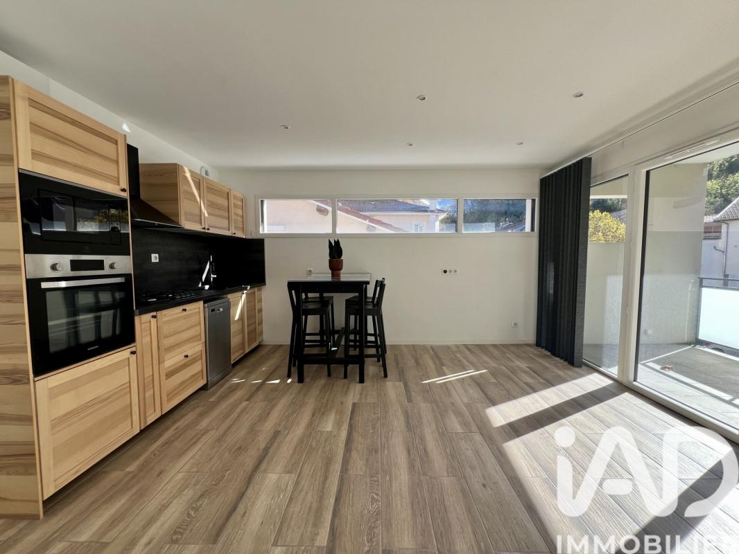 Appartement 3 Pièce(s) Domène