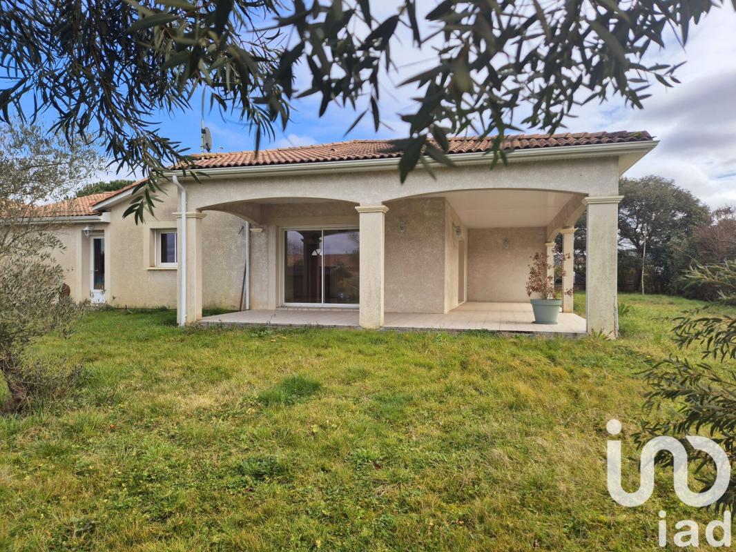 Maison traditionnelle 5 Pièce(s) Roquefort