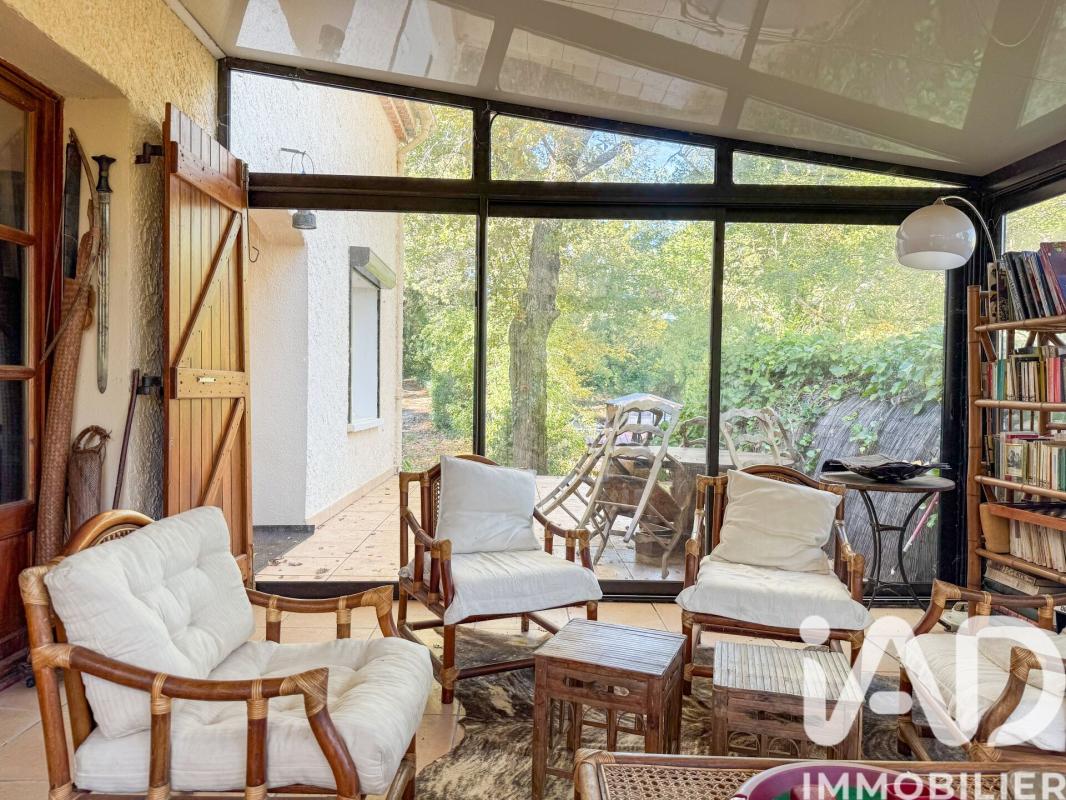 Propriété 5 Pièce(s) Tourves