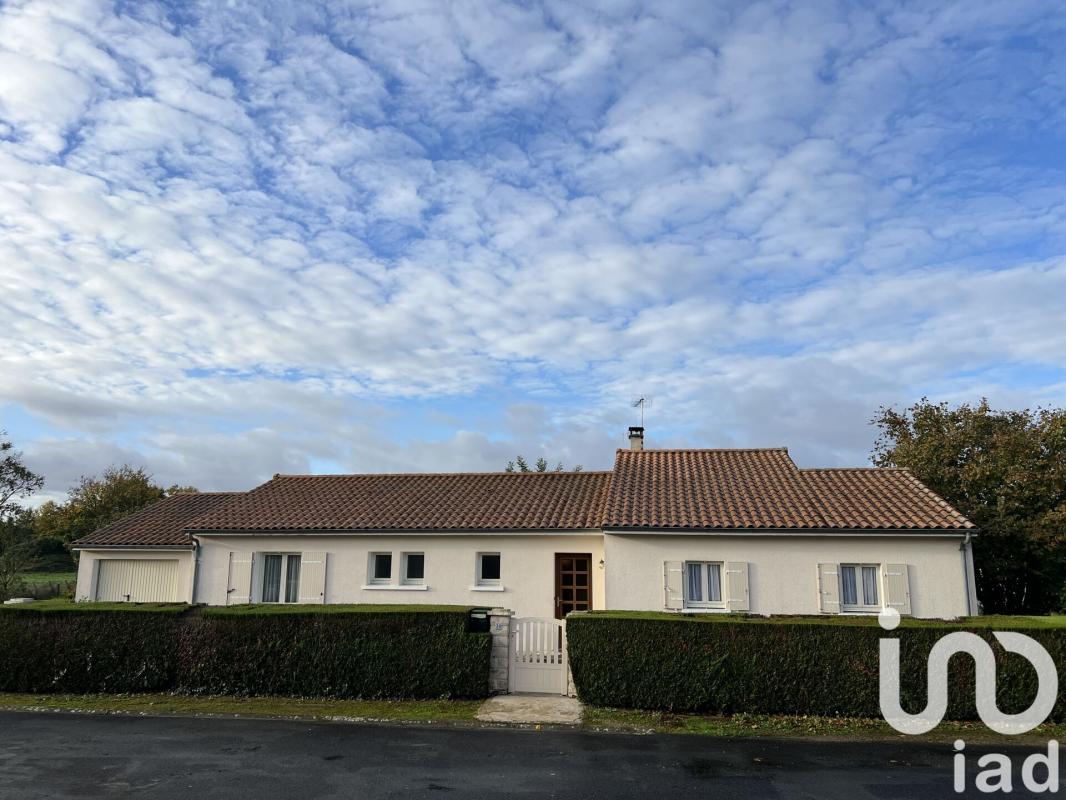 Maison de ville 4 Pièce(s) Lezay