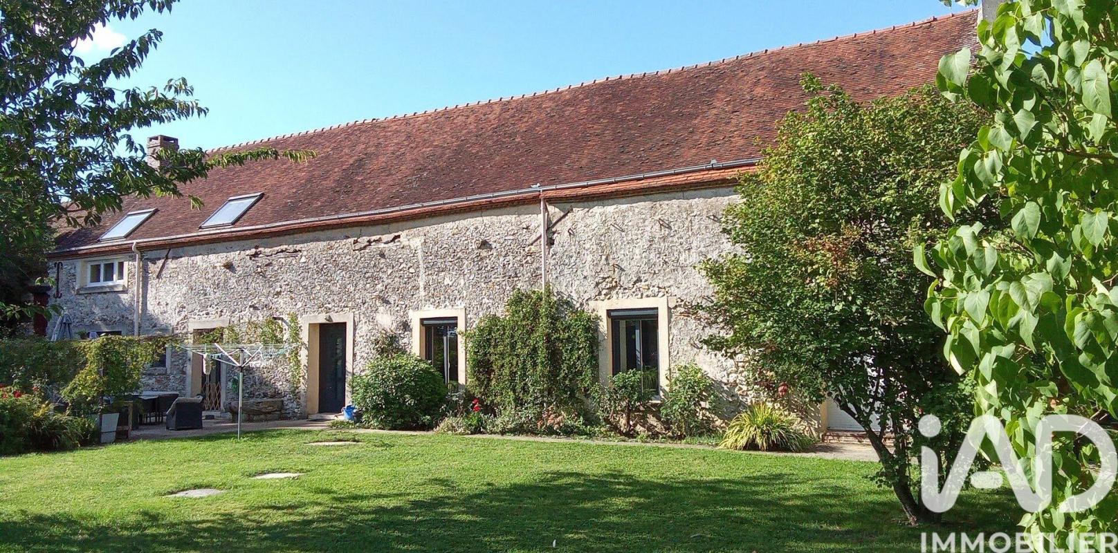 Maison 6 Pièce(s) Montmirail