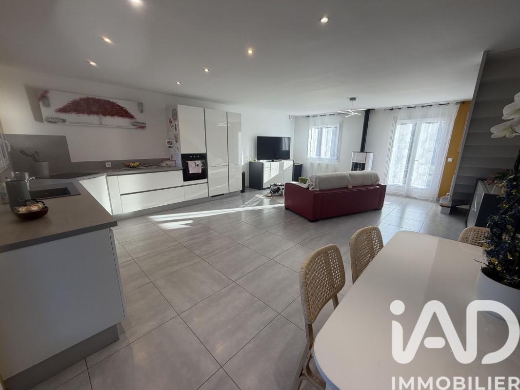 Maison 6 Pièce(s) Tigery