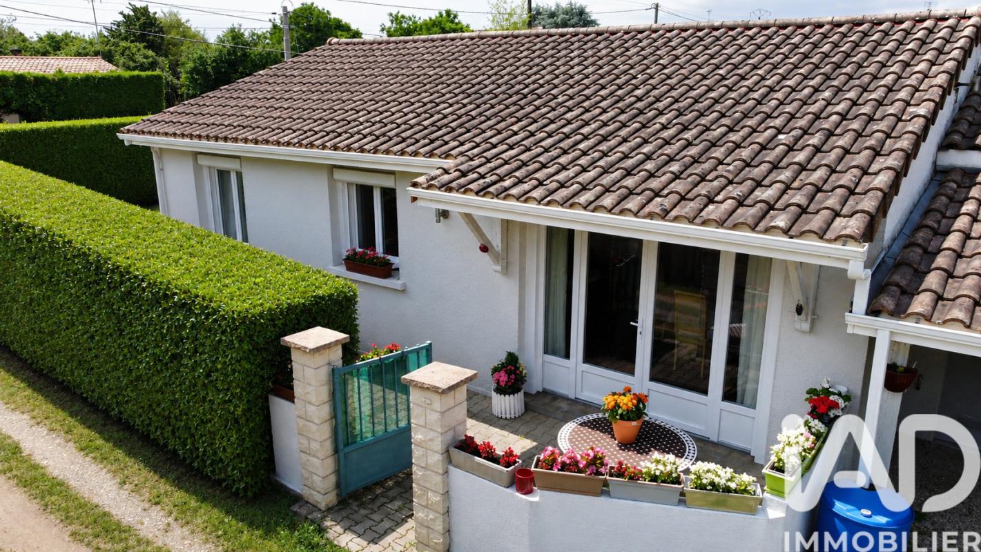 Maison 4 Pièce(s) Saint-Seurin-sur-l'Isle