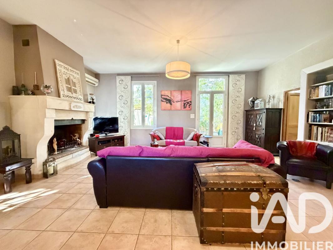 Maison de ville 5 Pièce(s) Peyrolles-en-Provence