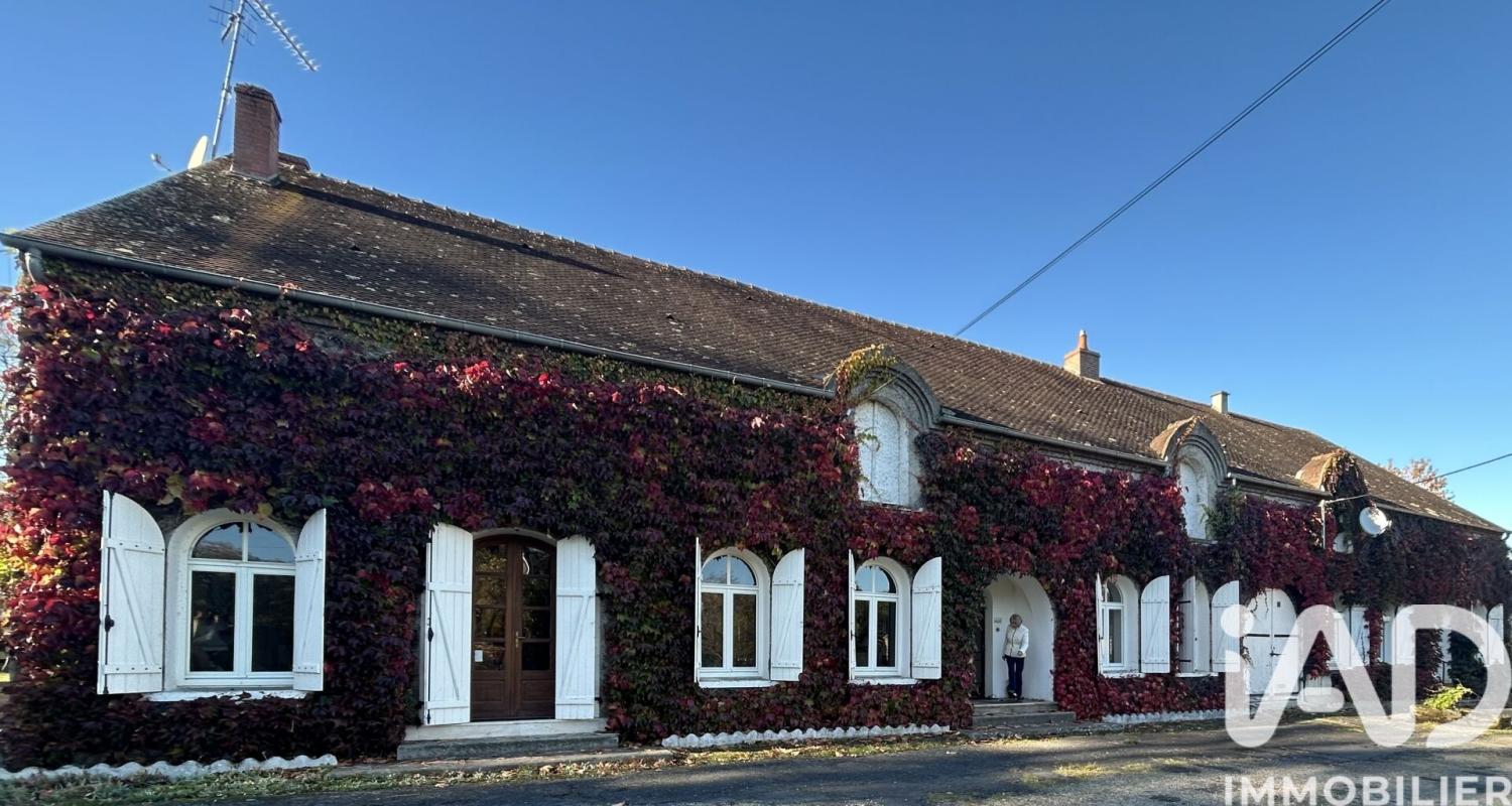 Maison 8 Pièce(s) Bézenet