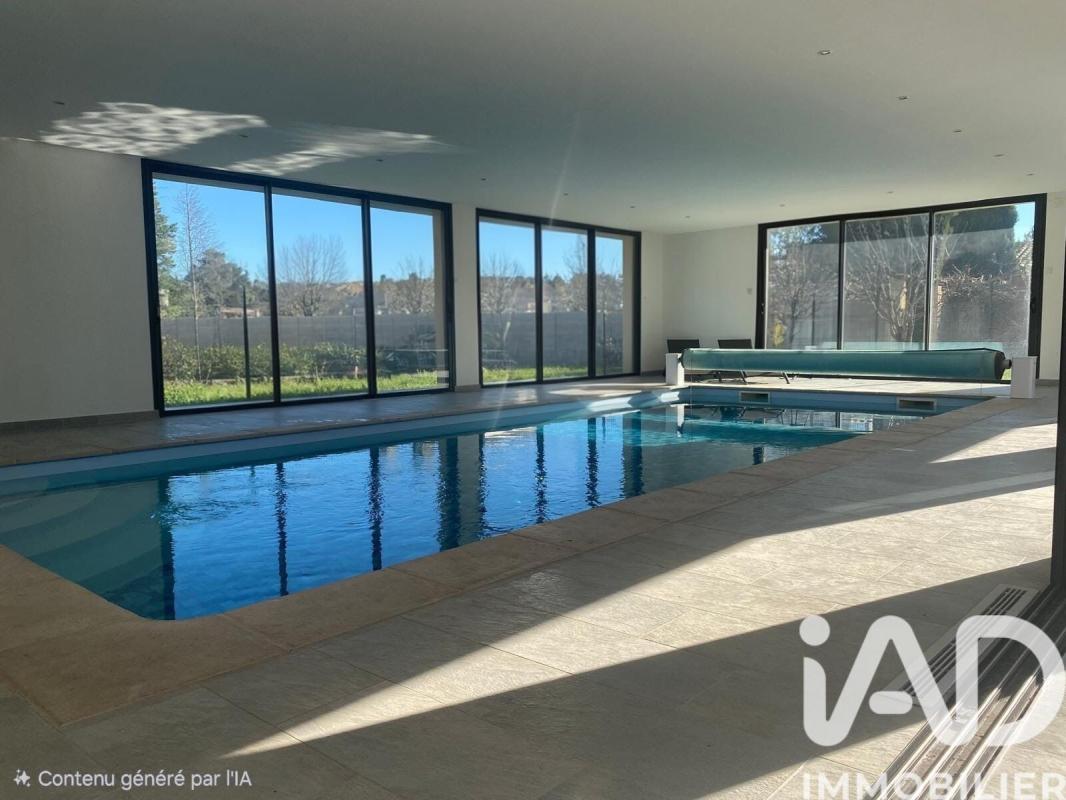 Maison traditionnelle 7 Pièce(s) Althen-des-Paluds