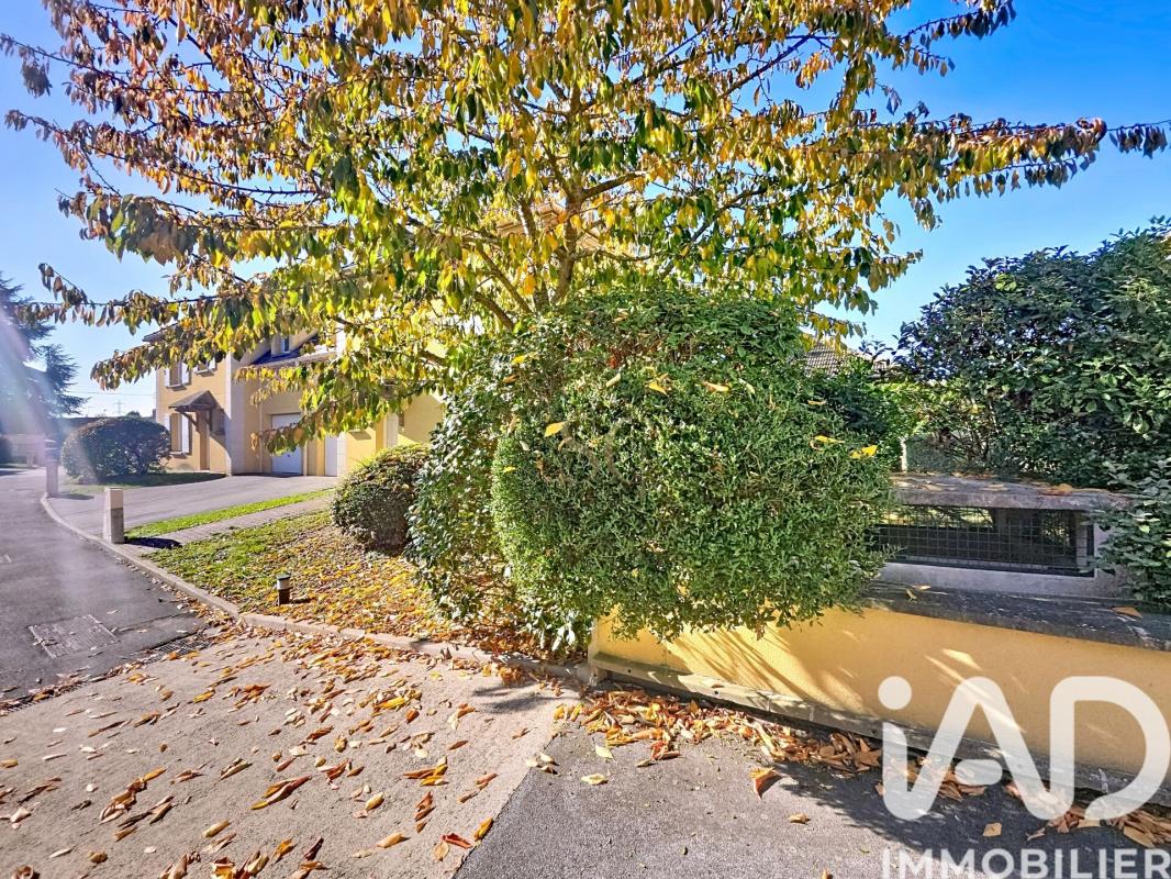 Maison 6 Pièce(s) Luisant