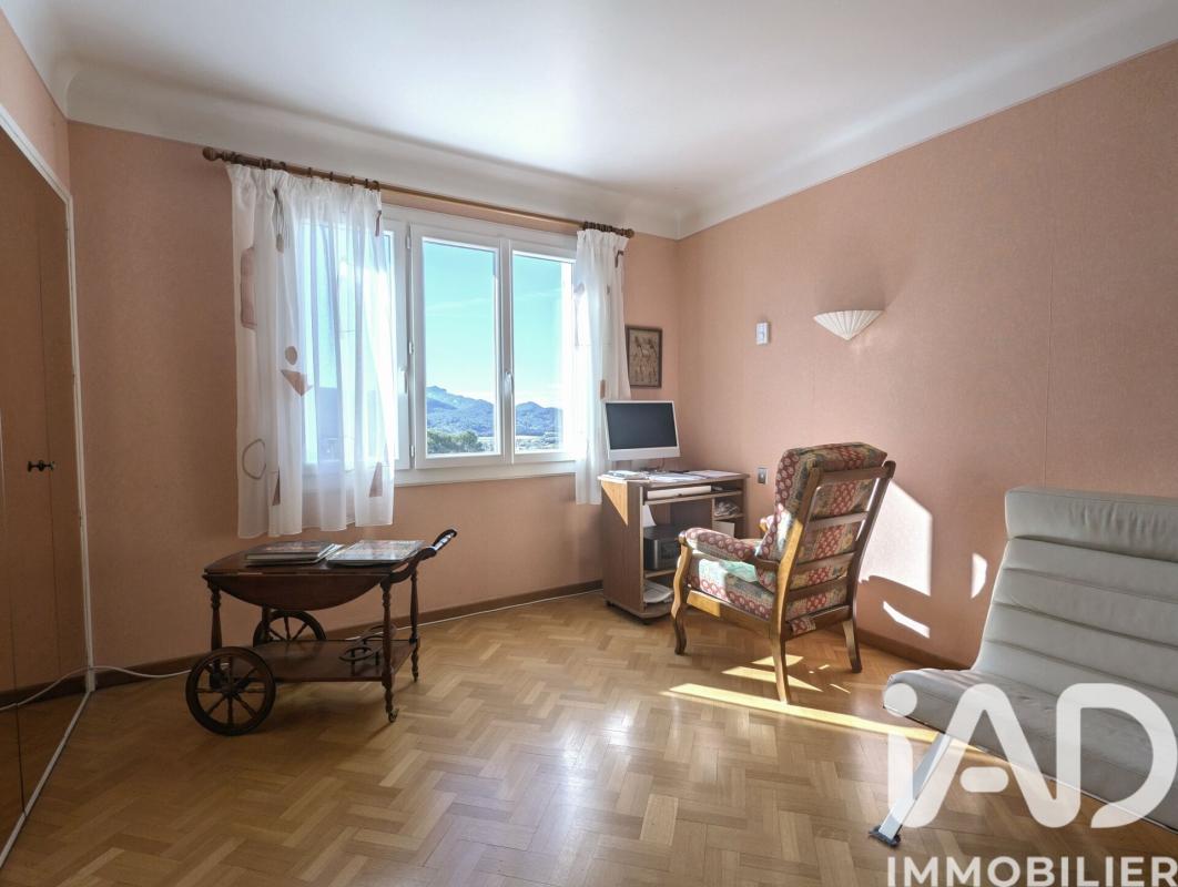Maison 4 Pièce(s) Saint-Zacharie - Photo 6