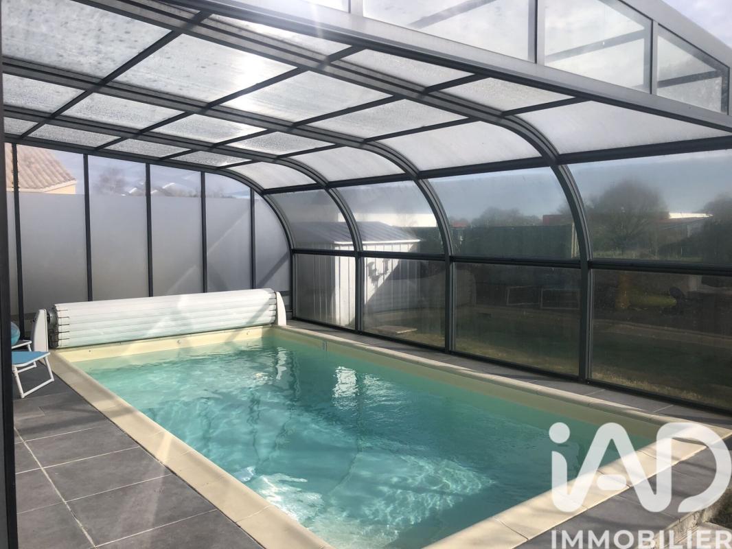 Maison 8 Pièce(s) La Copechagnière