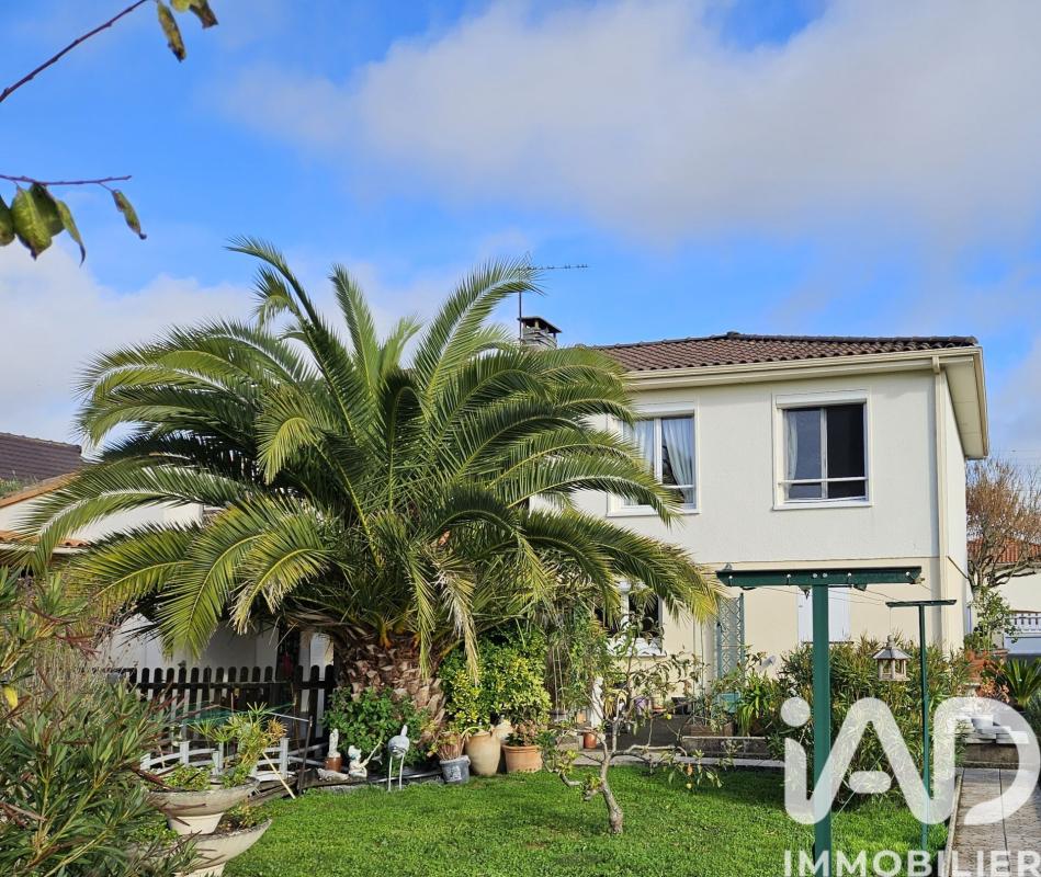 Maison 5 Pièce(s) Aiffres