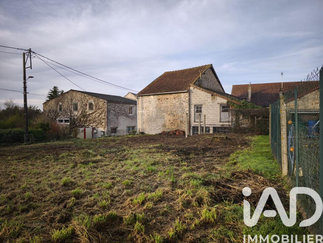 Maison 9 Pièce(s) Saint-Maurice-la-Souterraine - Photo 1
