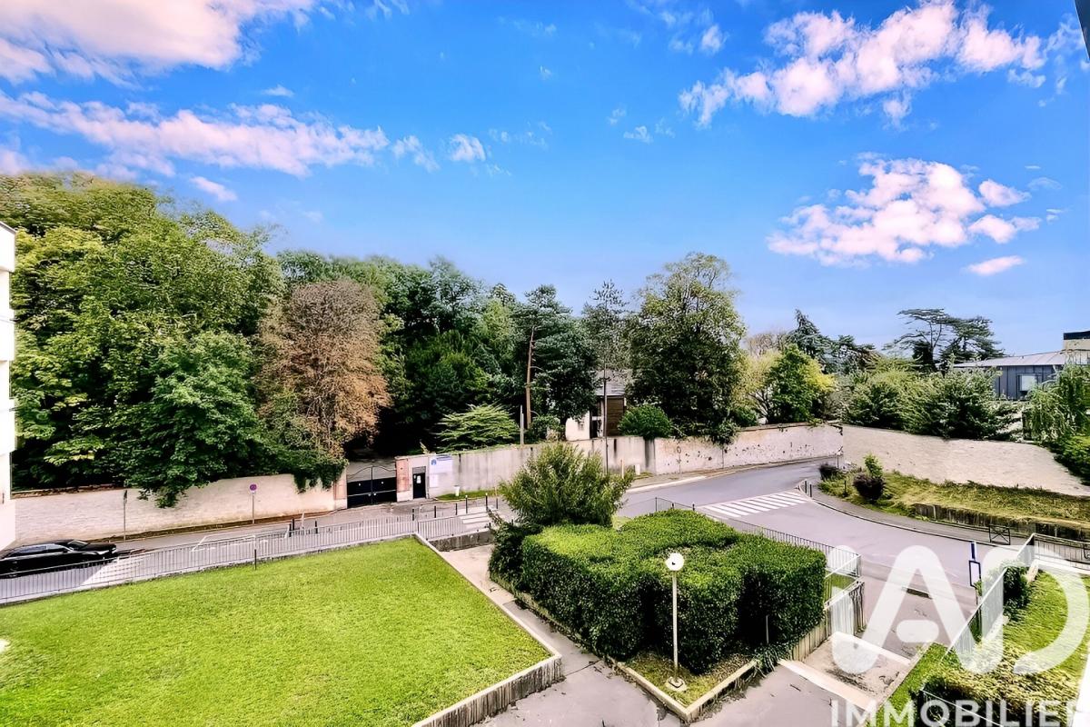 Appartement 3 Pièce(s) Louvres