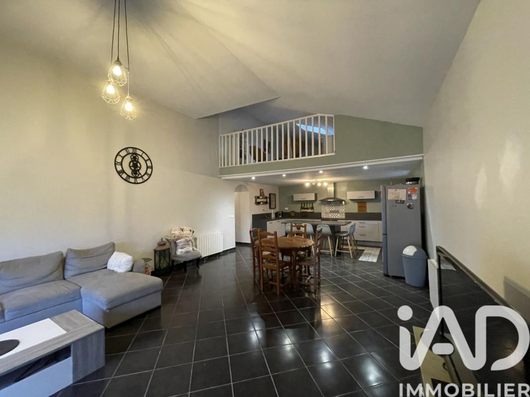 Maison 6 Pièce(s) Clam